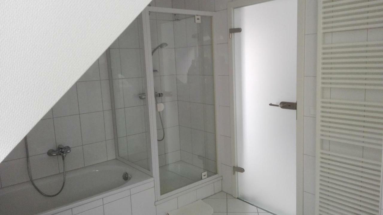 Ferienwohnung Anita Анвайлер ам Трифелс Екстериор снимка